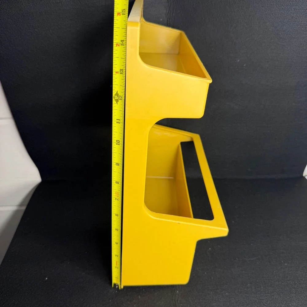 Rubbermaid vintage 1981